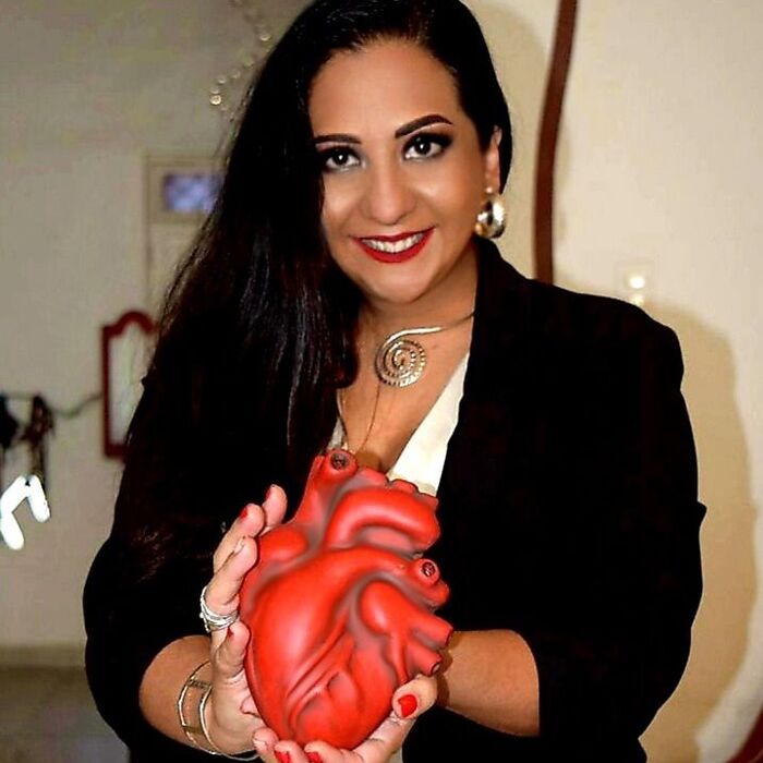 Retrato de Victoria Arce, coach de transformación personal en Barcelona